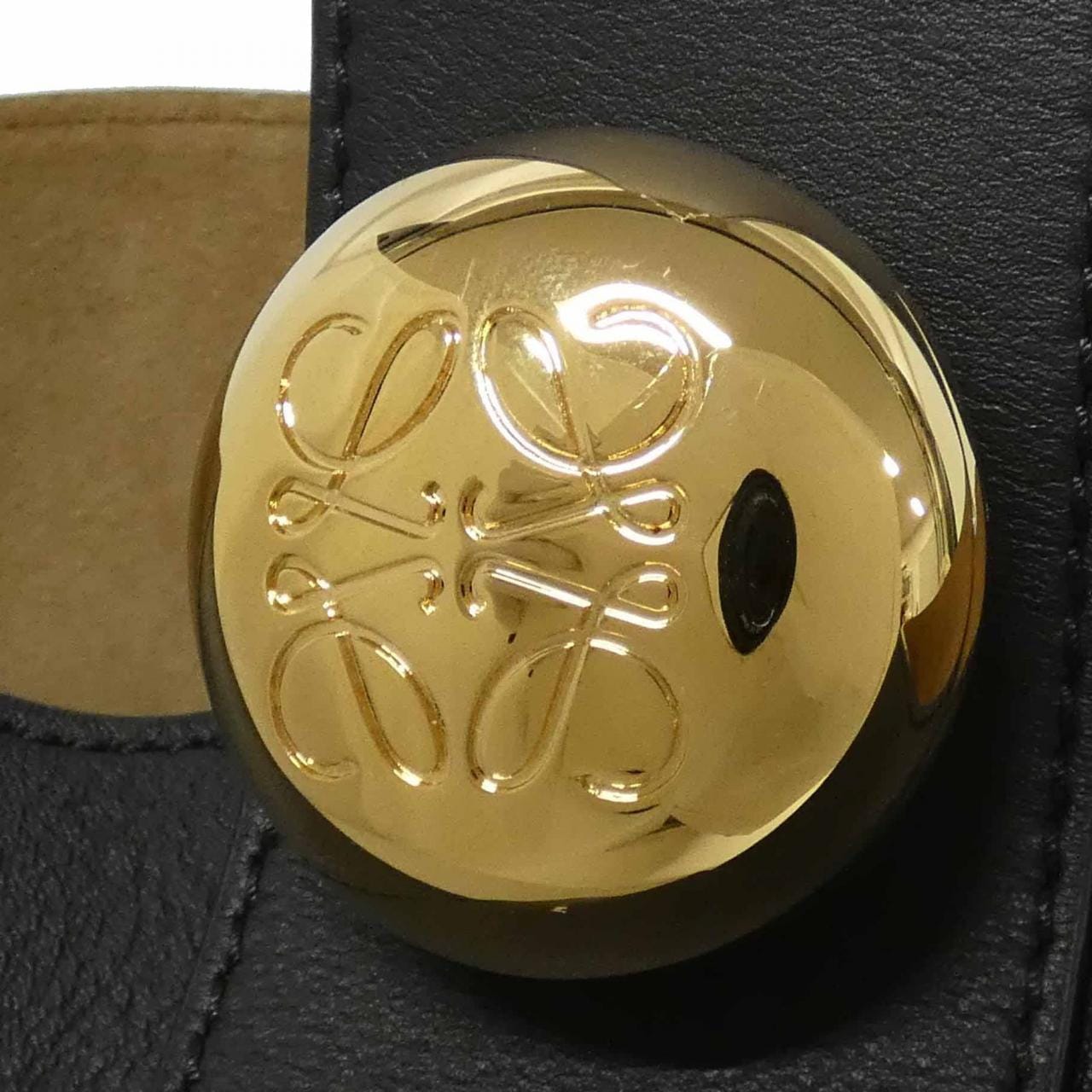 【新品】ロエベ ペブル バケット バッグ ミディアム AANBBBWX01 ショルダーバッグ