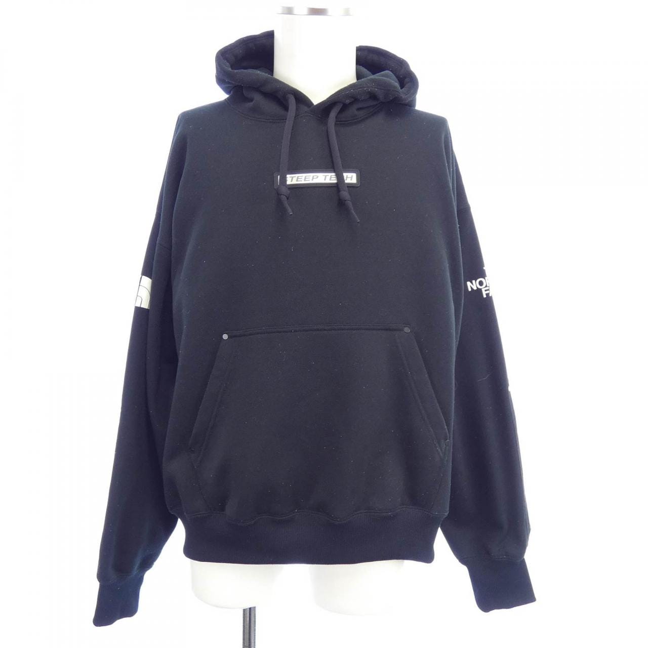 ザノースフェイス THE NORTH FACE NT62001 パーカー