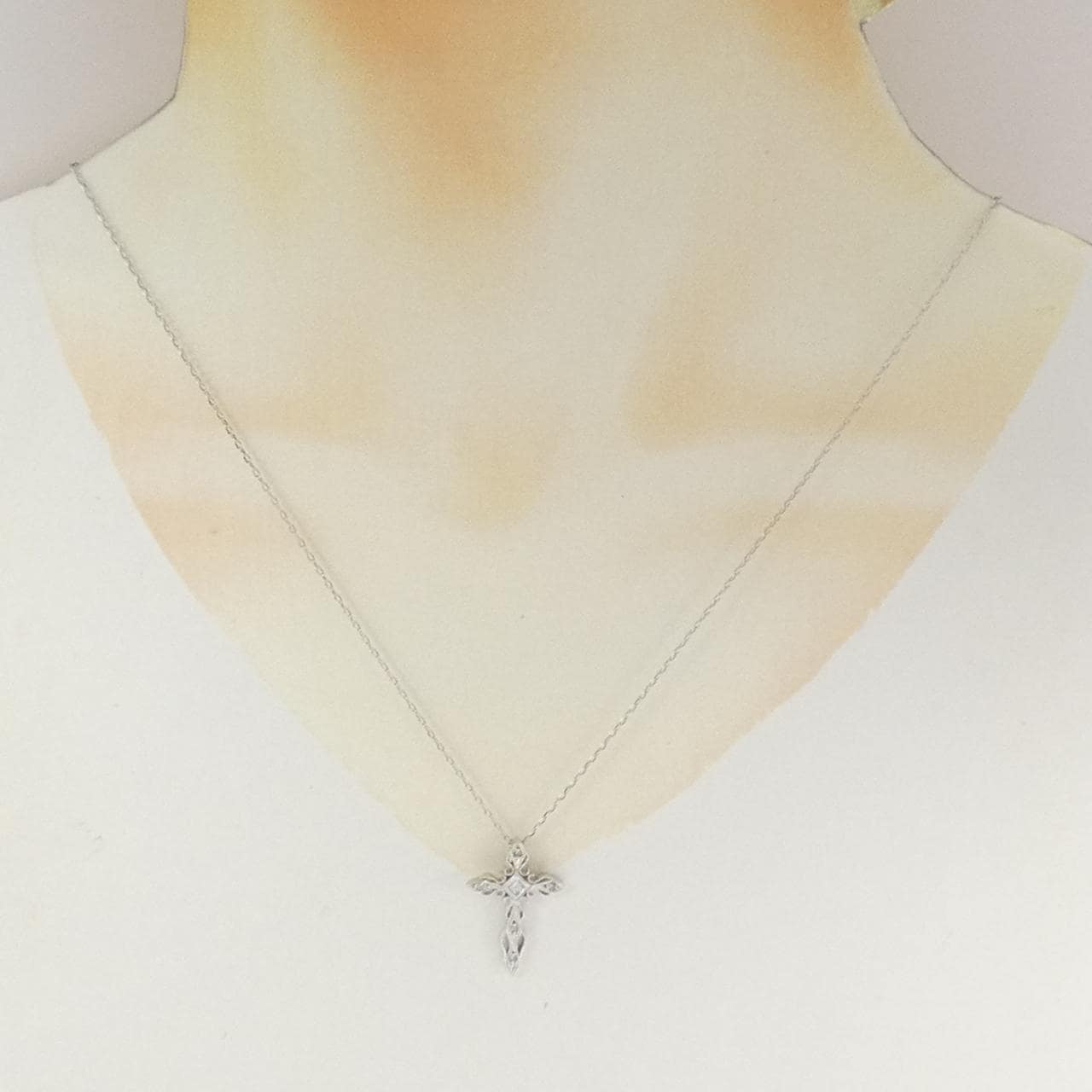 PT900/PT850 クロス ダイヤモンド ネックレス 0.15CT