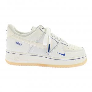 ナイキ NIKE FB1839 111 スニーカー