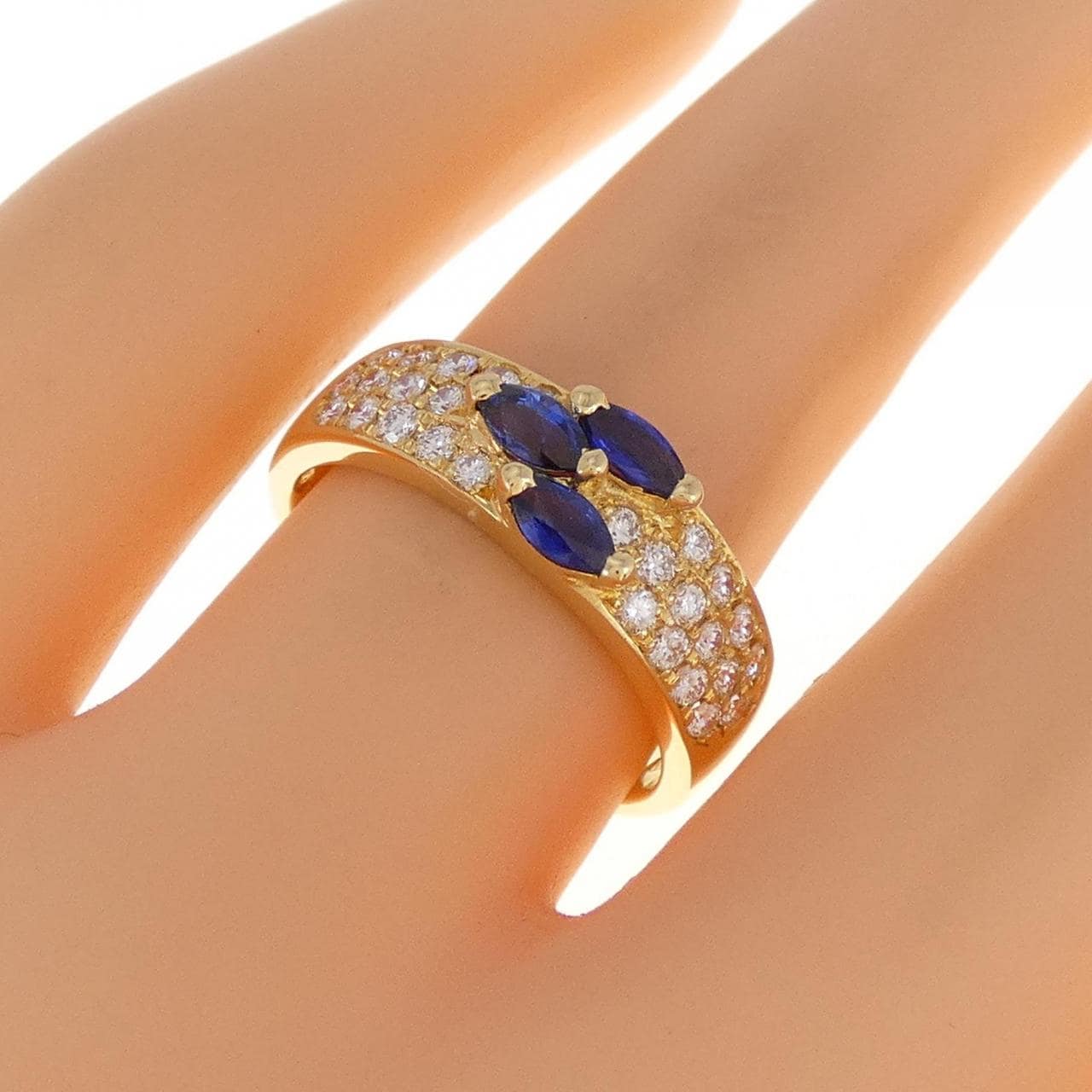 Queen sapphire ring 0.45CT