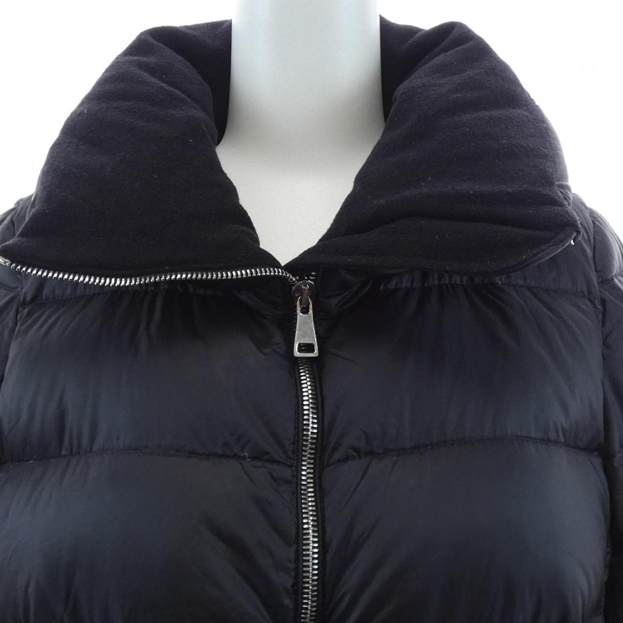 モンクレール MONCLER TORCYN ダウンジャケット