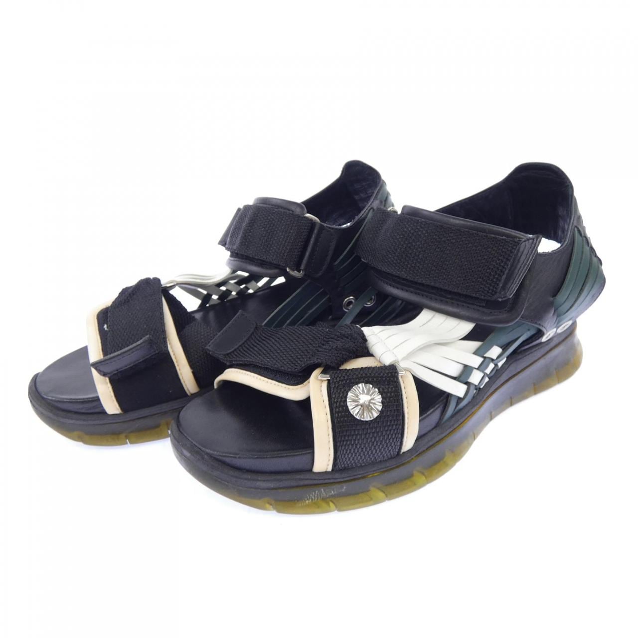 トーガ TOGA 1118G サンダル