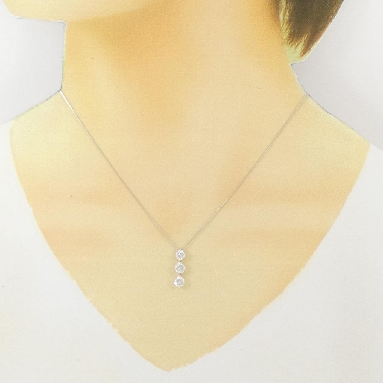 K18WG スリーストーン ダイヤモンド ネックレス 1.00CT
