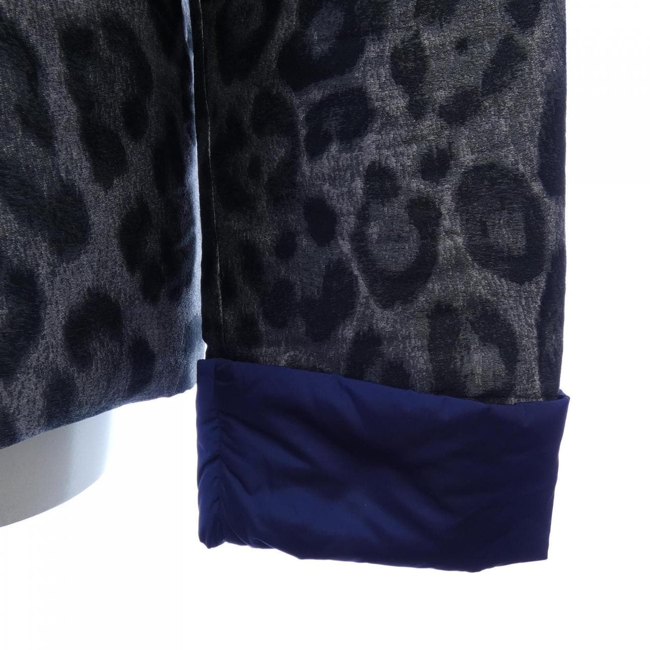 モンクレール MONCLER ダウンジャケット