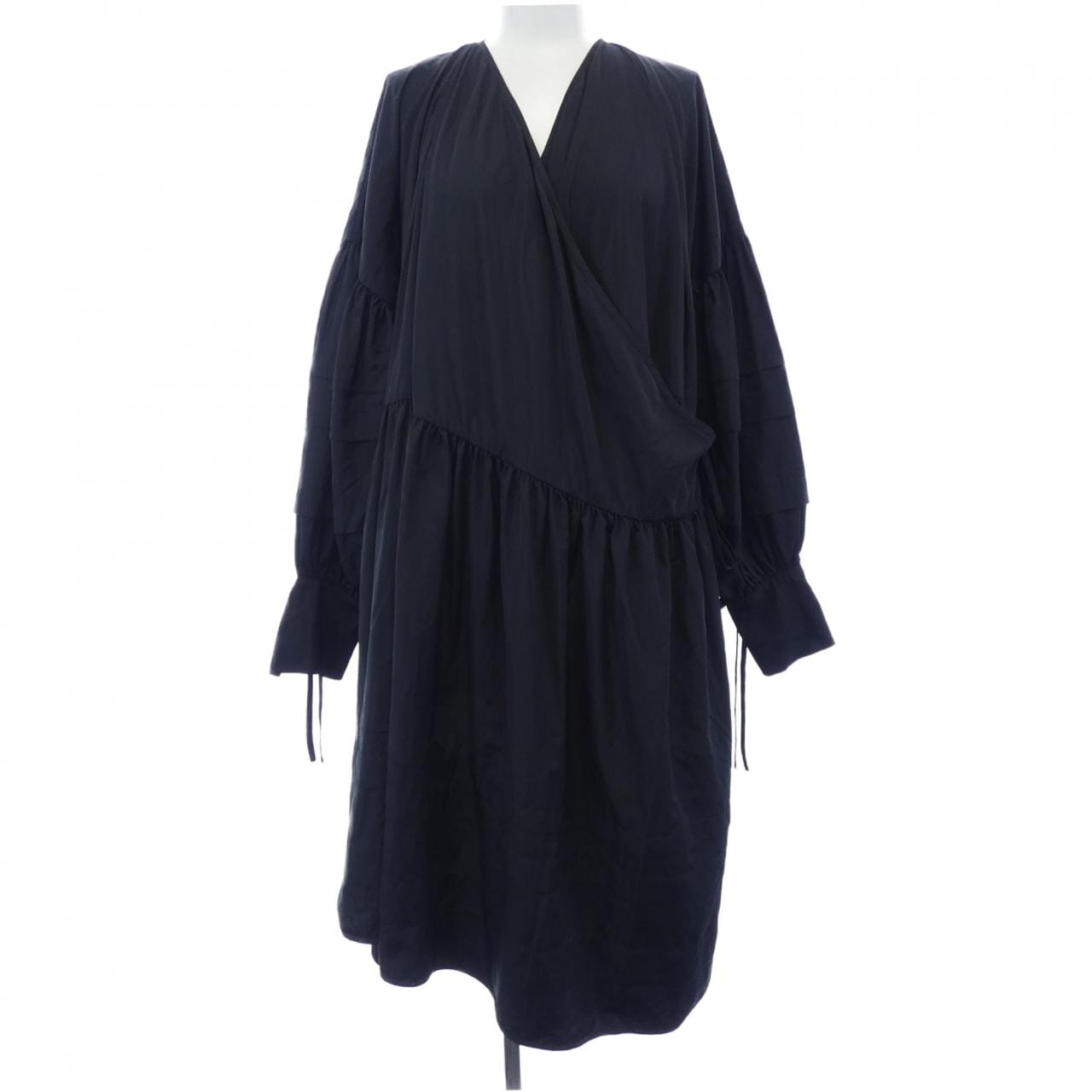 セシリーバンセン CECILIE BAHNSEN ワンピース