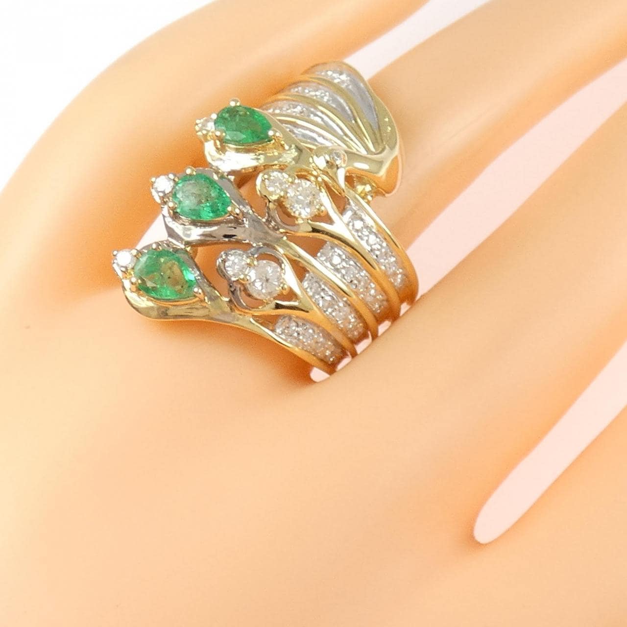 K18YG/K18WG エメラルド リング 0.89CT