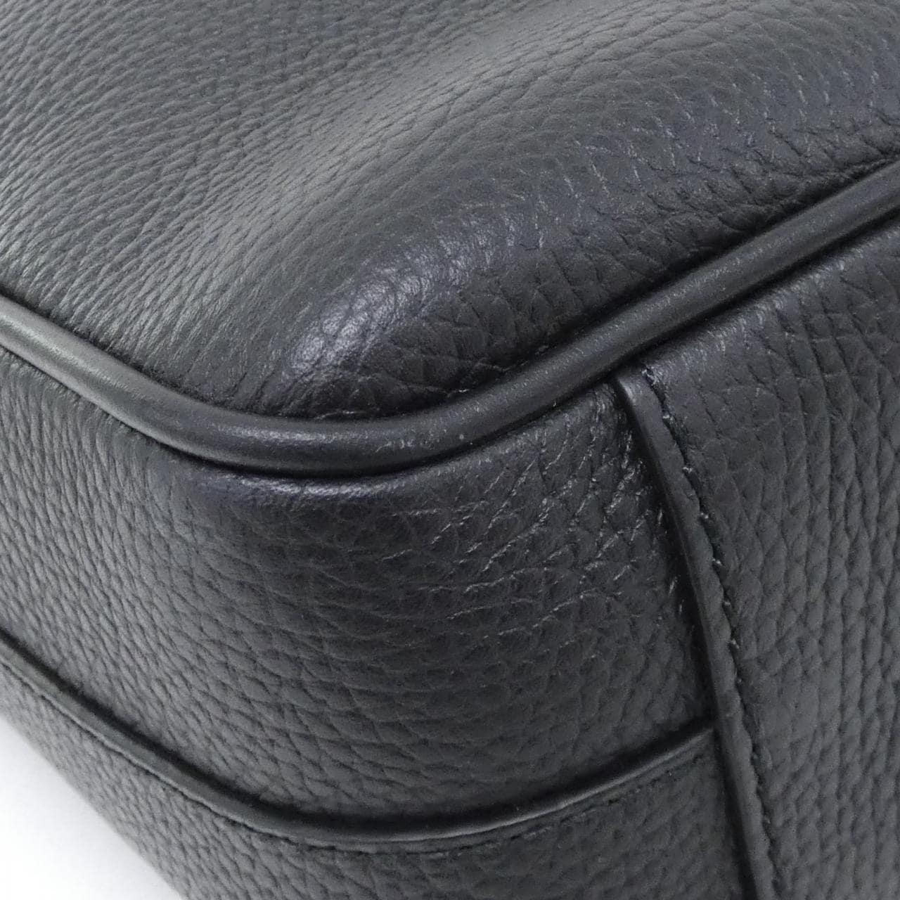 バリー OEDEN MESS ZIP ショルダーバッグ