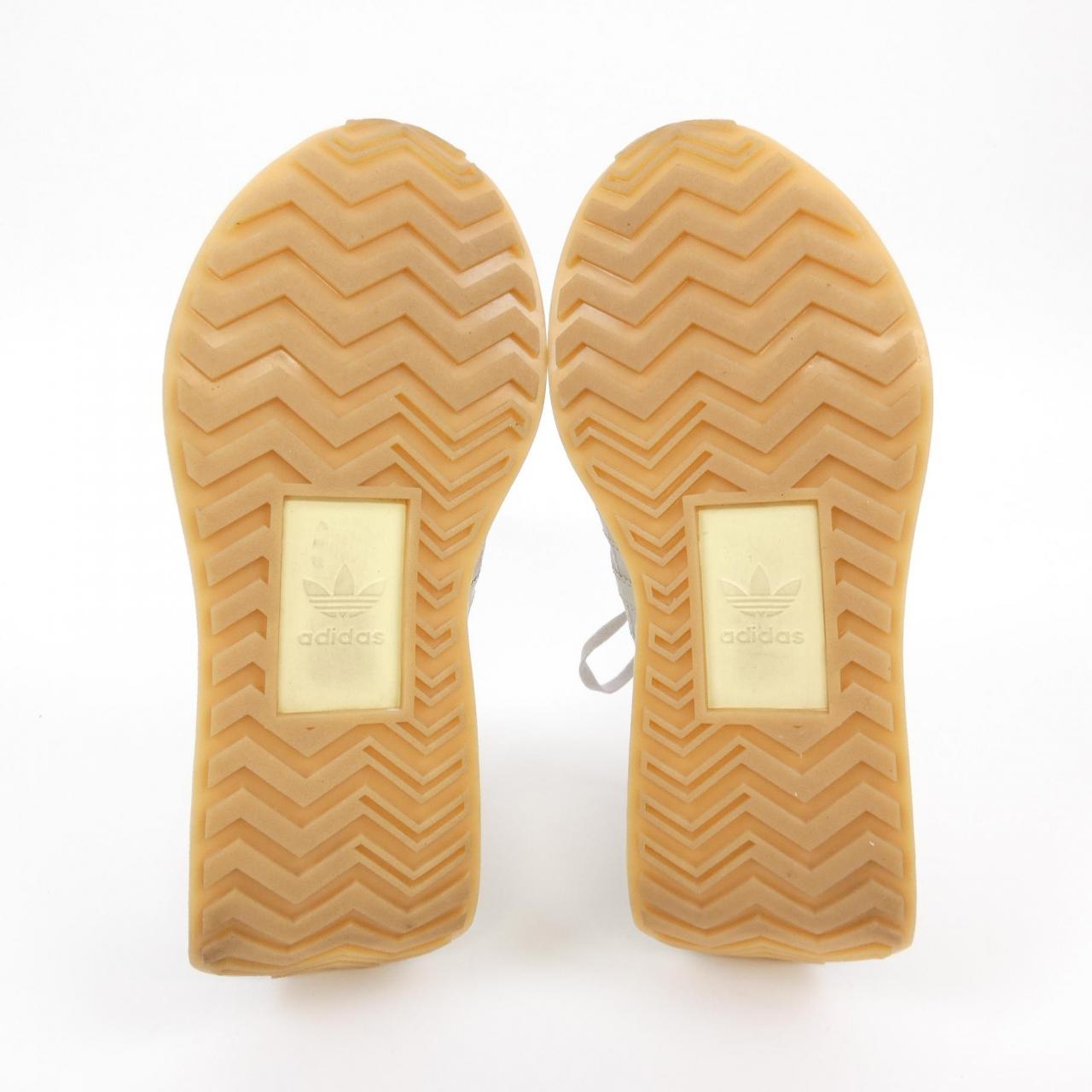 アディダス ADIDAS スニーカー
