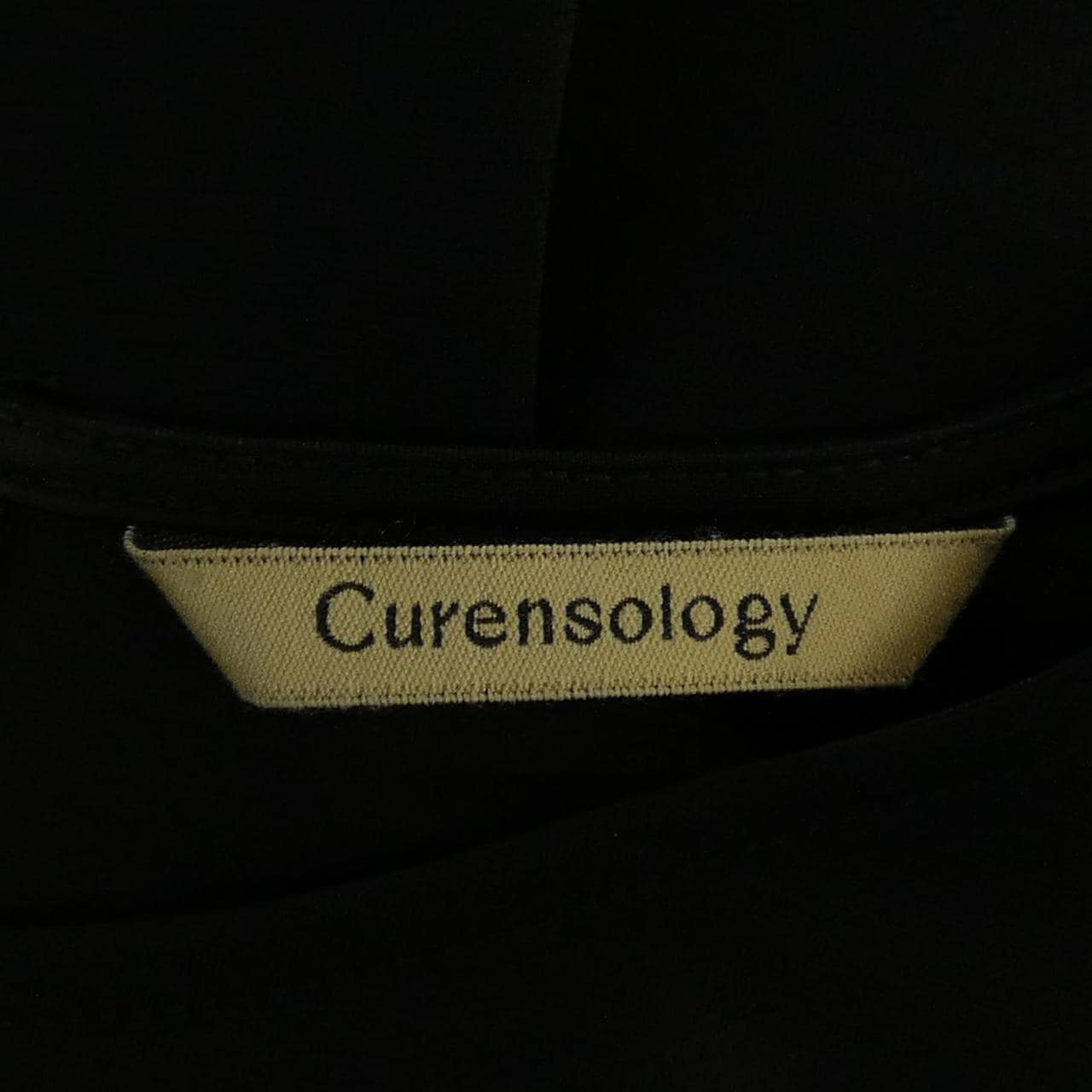 カレンソロジー Curensology トップス