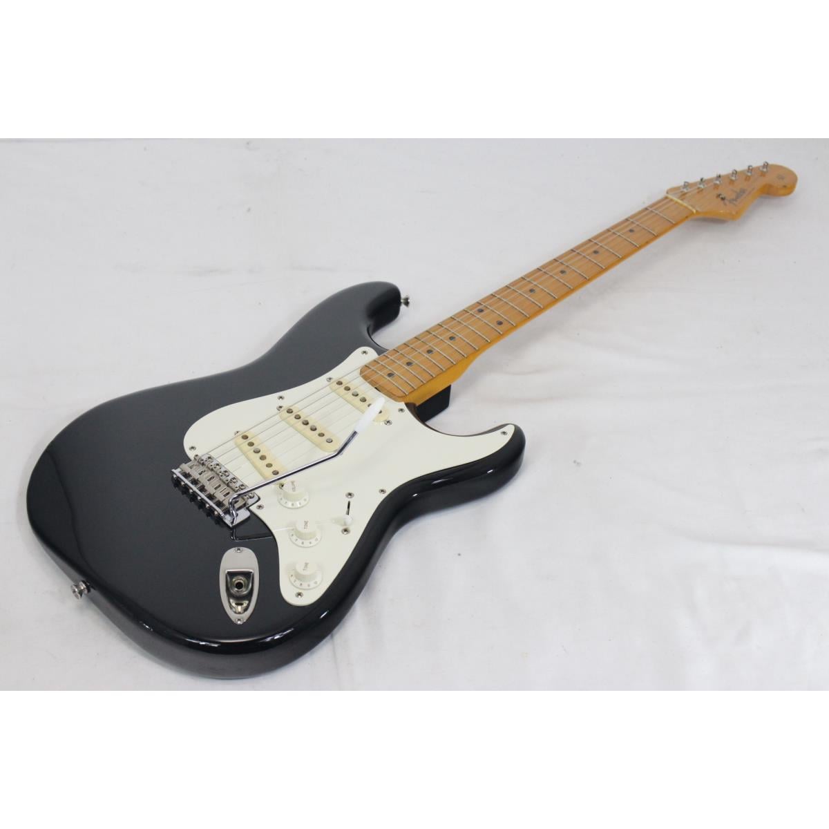 FENDER JAPAN ST57-65