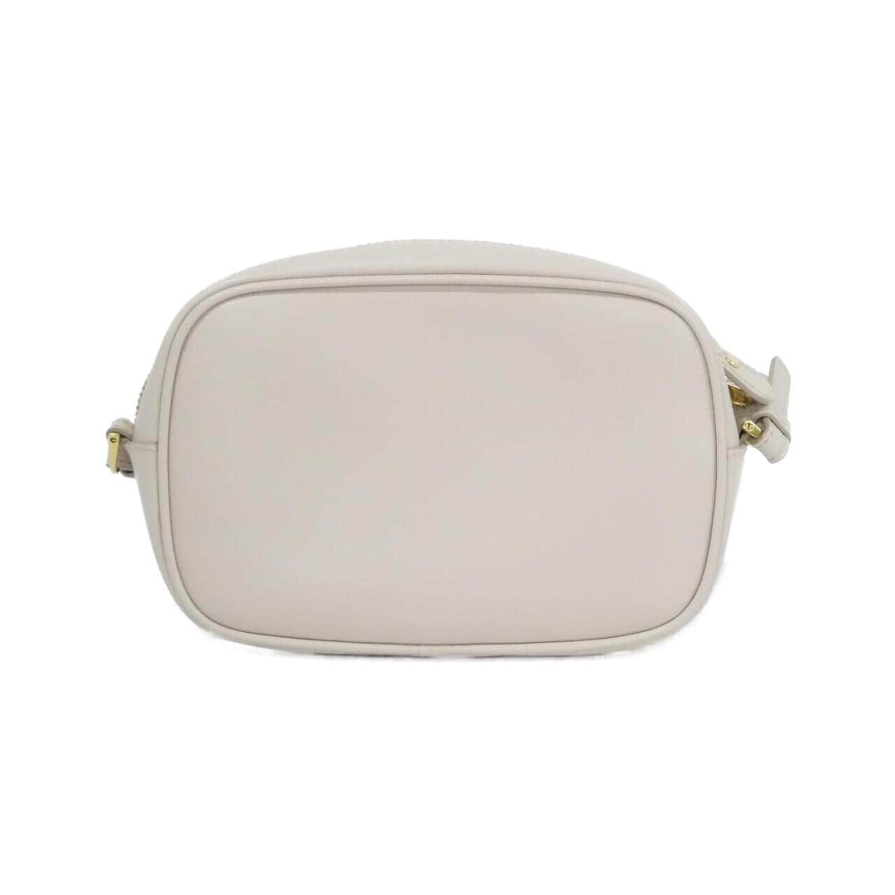 サルヴァトーレフェラガモ CITY 21 H006 ショルダーバッグ