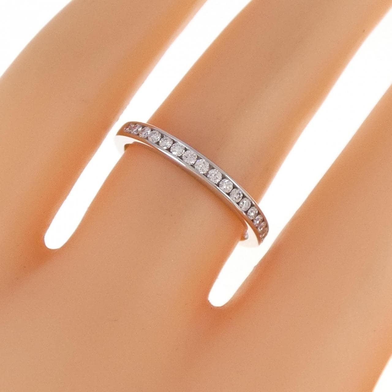 TIFFANY Half Circle Channel Setting Ring