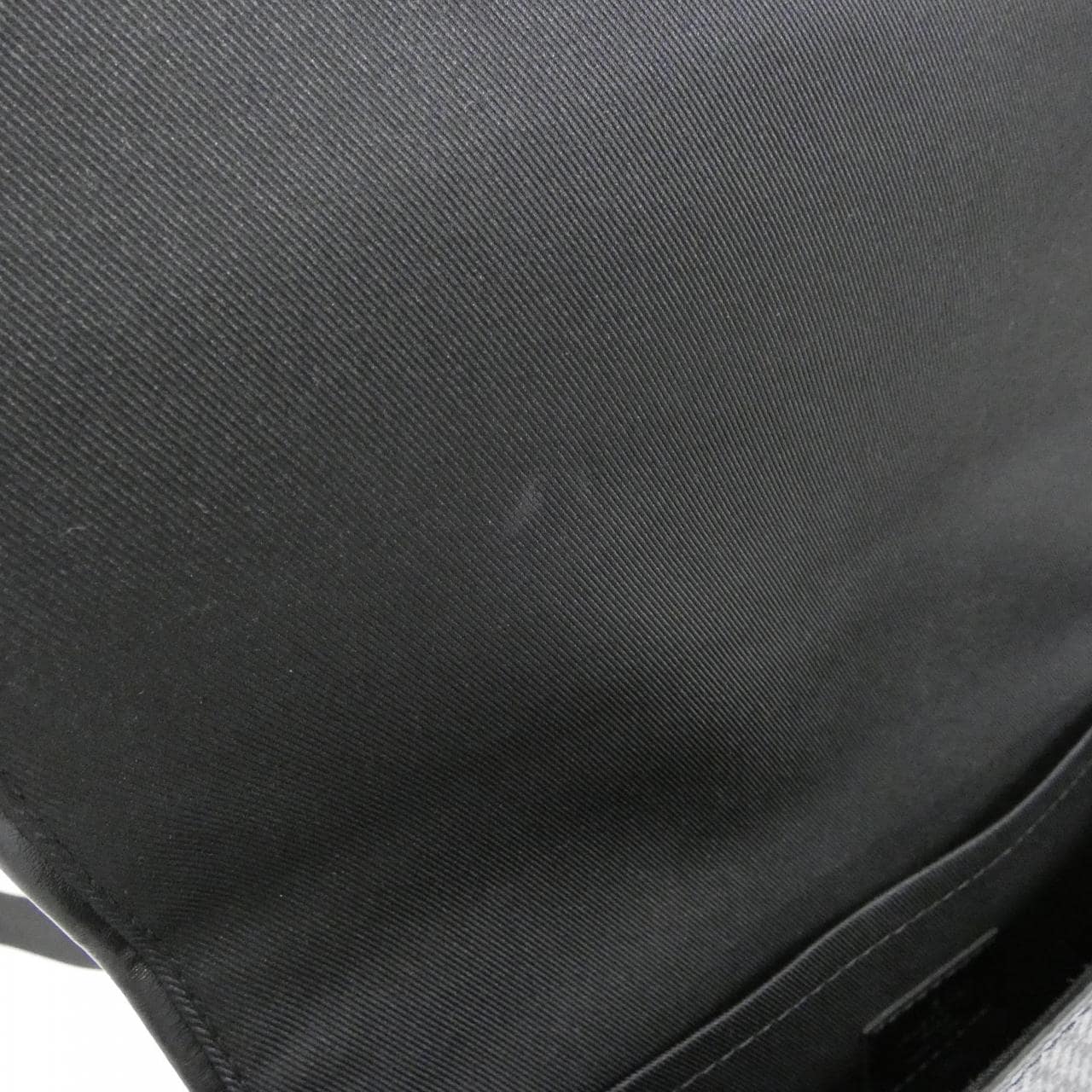 ルイヴィトン ダミエ グラフィット 3D ステュディオ メッセンジャー N50013 ショルダーバッグ