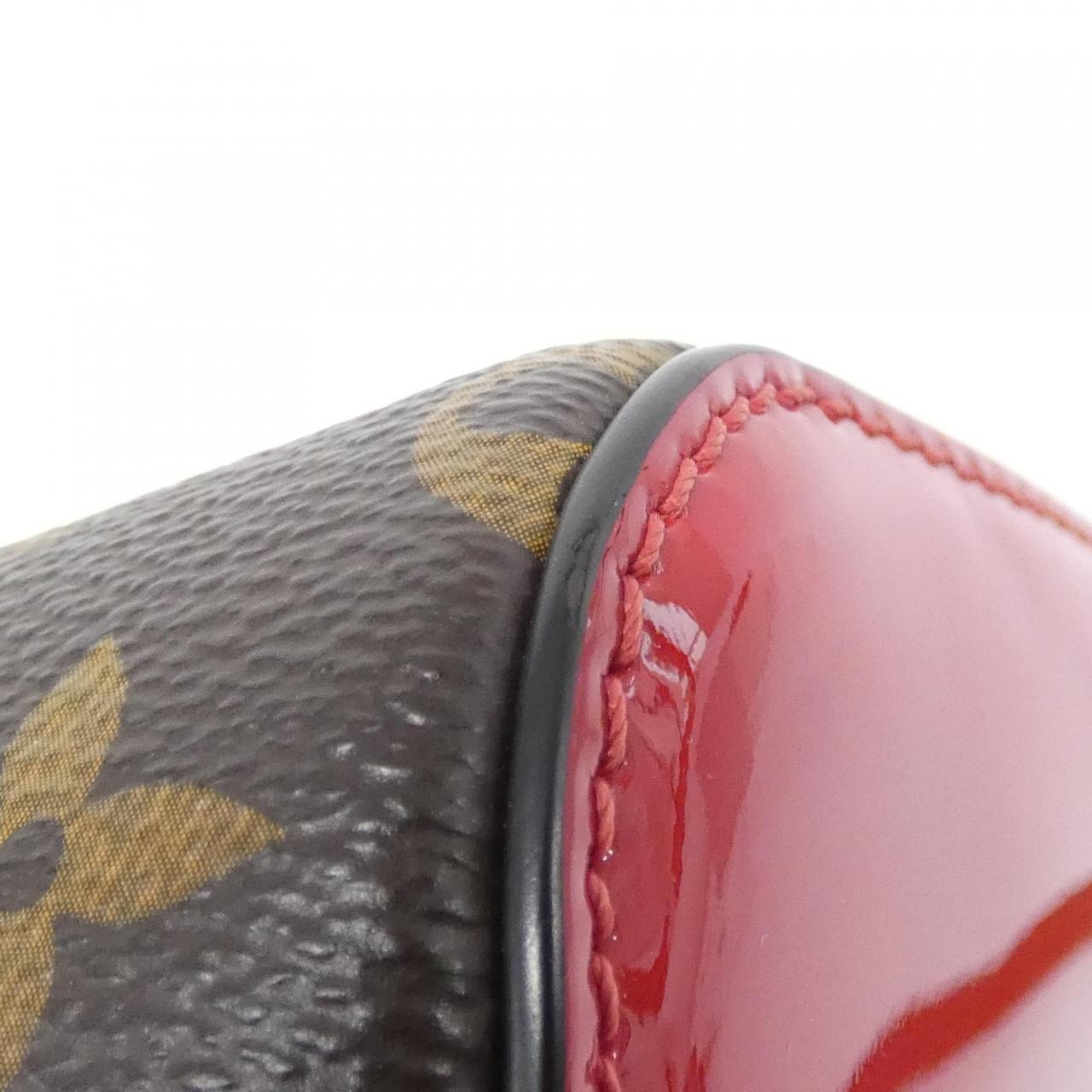 ルイヴィトン モノグラム ヴェルニ ミロワール チェリーウッドBB M52686 ショルダーバッグ