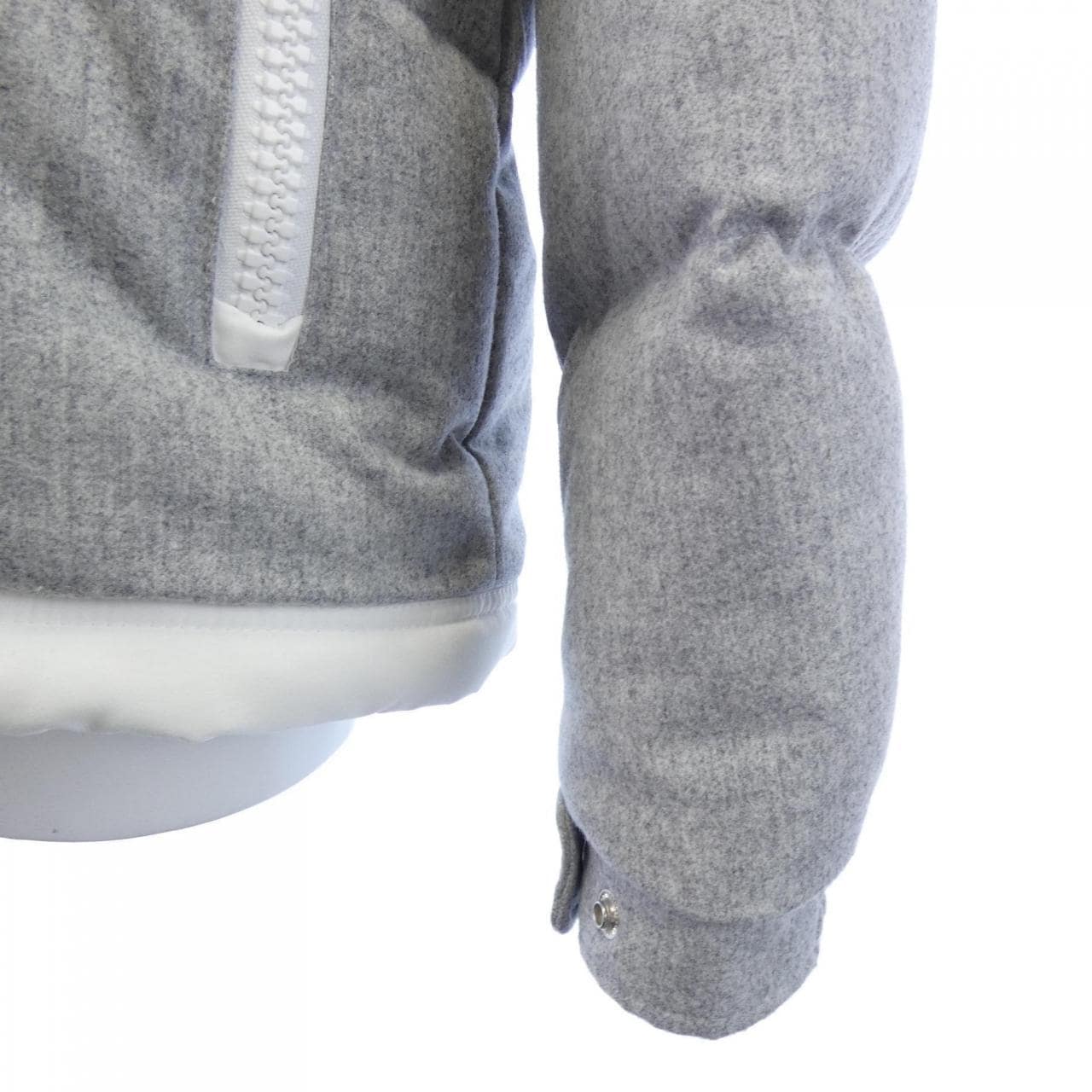 モンクレール MONCLER TARENTAISE ダウンジャケット