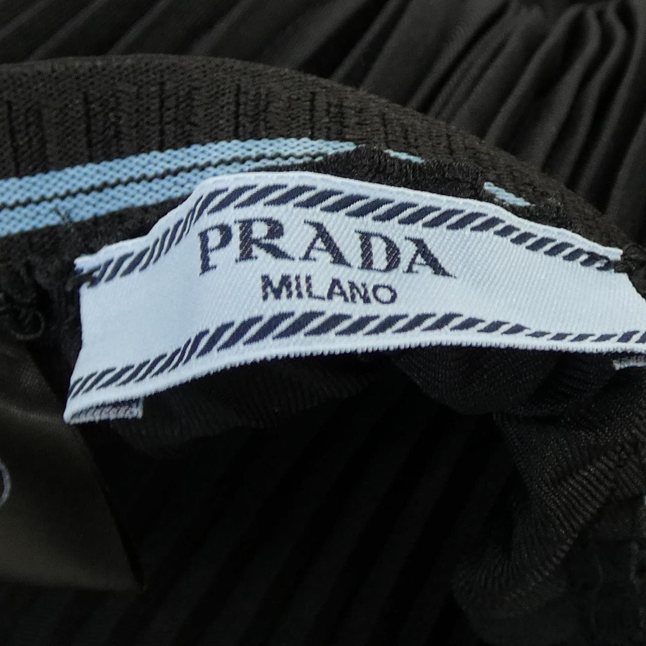 プラダ PRADA P199N 8182 スカート