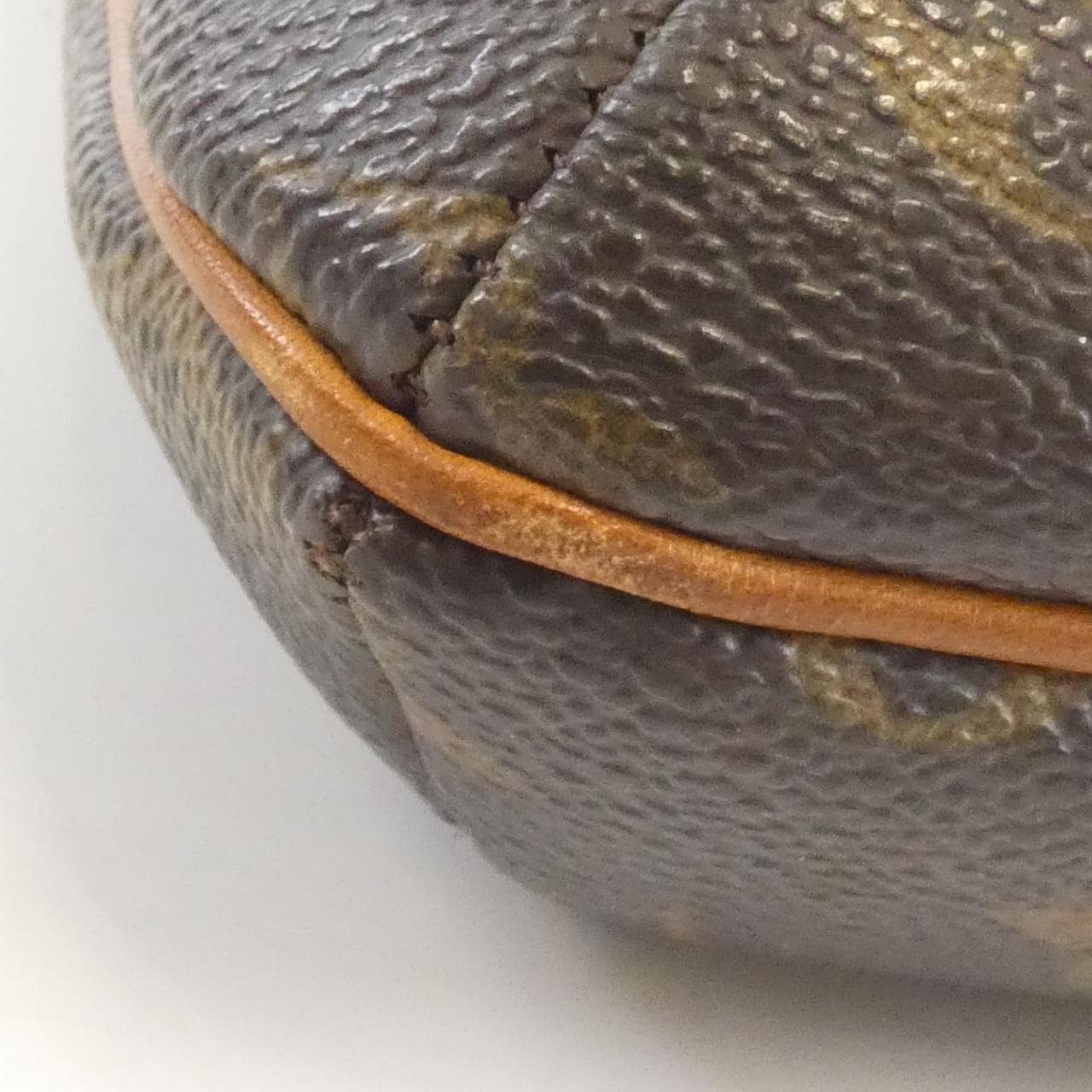 ルイヴィトン モノグラム ミュゼット サルサ M51258 ショルダーバッグ