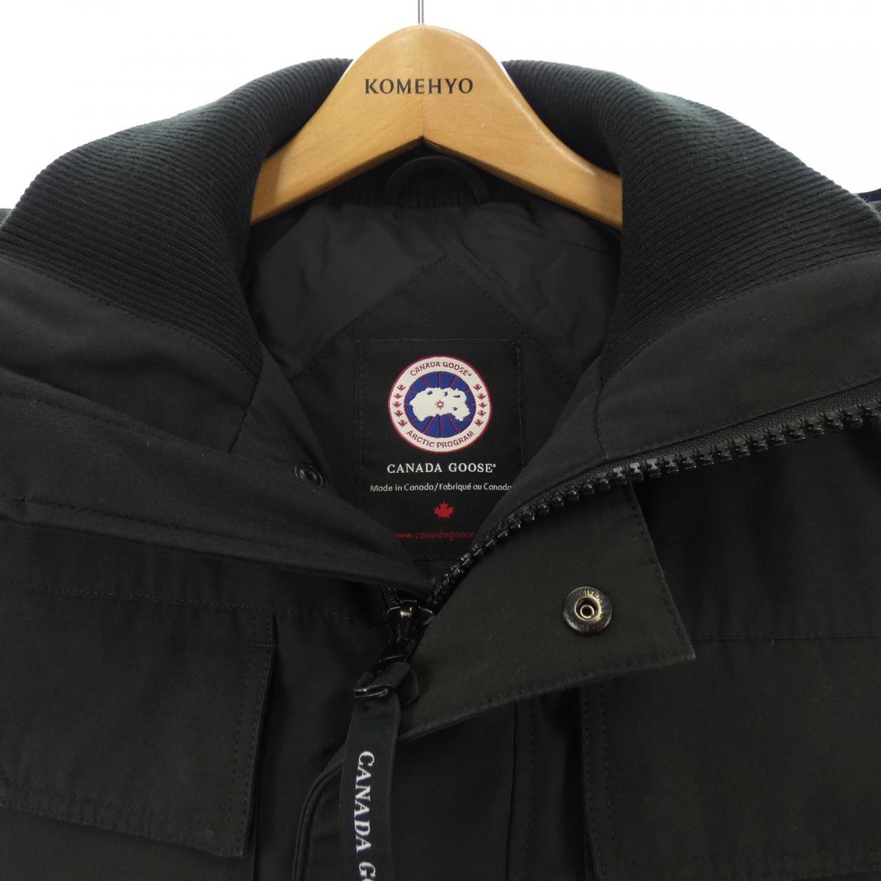 カナダグース CANADA GOOSE ダウンジャケット