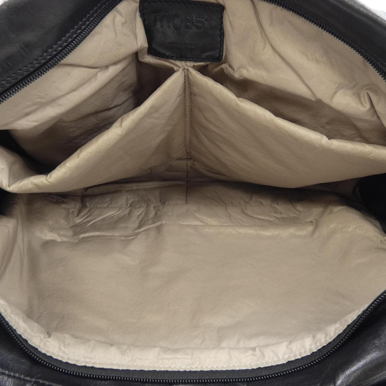 m0851 BAG