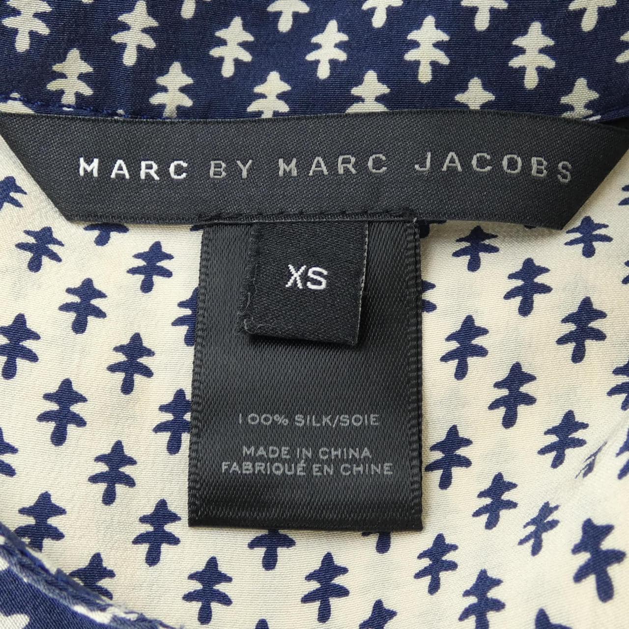 マーク バイ マークジェイコブス Marc by MARC JACOBS トップス