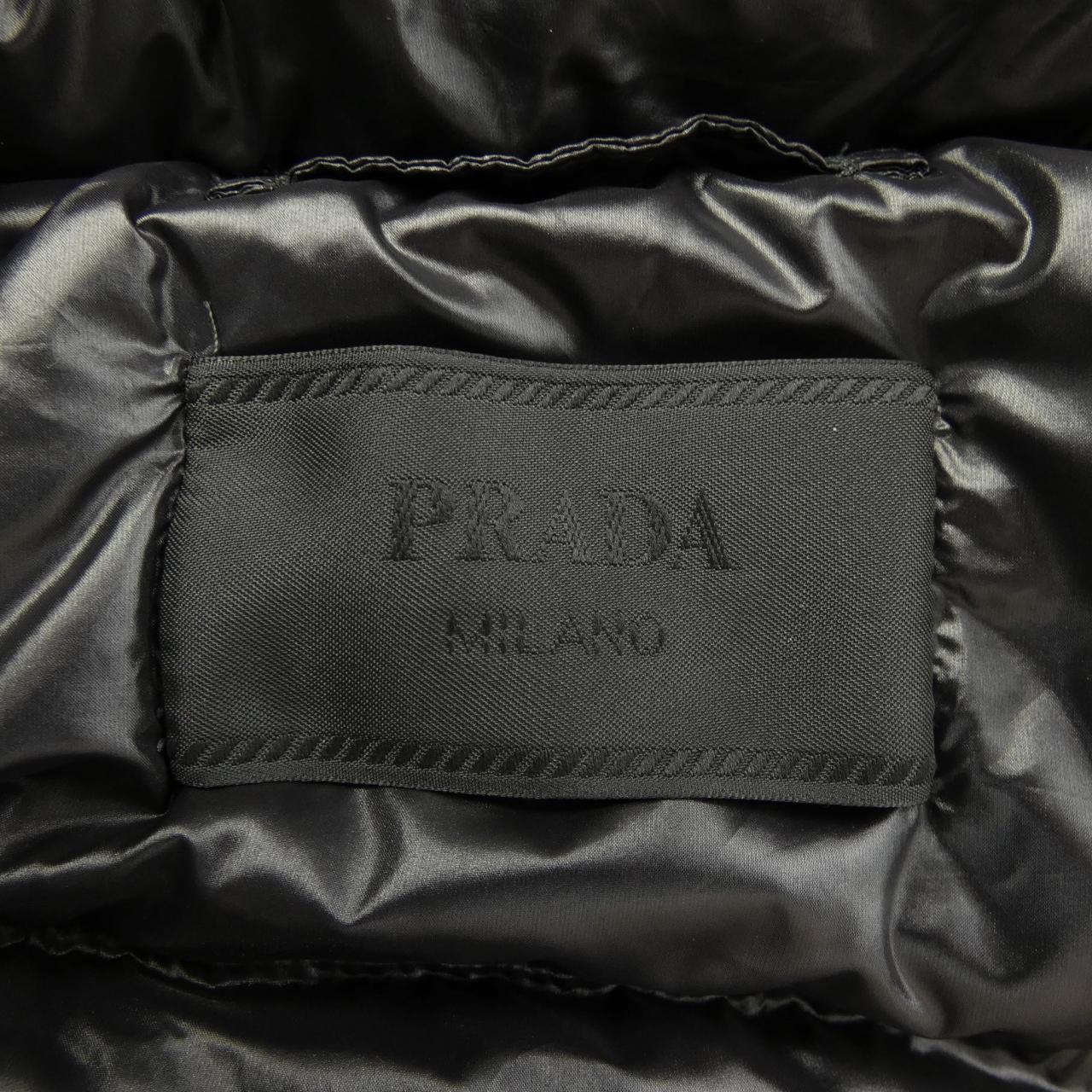 プラダ PRADA SGC689 SOOO 1X02 ダウンジャケット