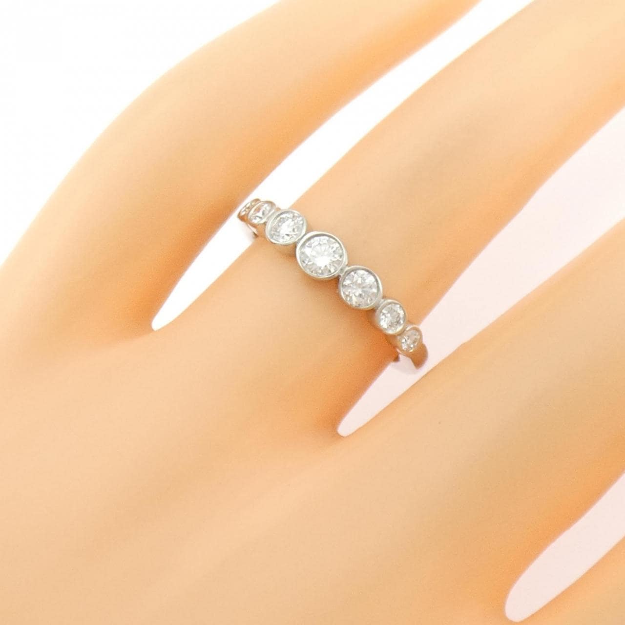 ティファニー ジャズ グラジュエイテッド リング