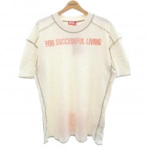 ディーゼル DIESEL Tシャツ