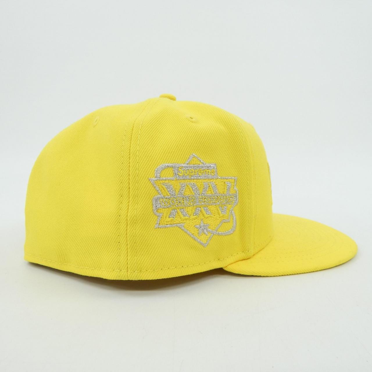 シュプリーム SUPREME NEWERA キャップ