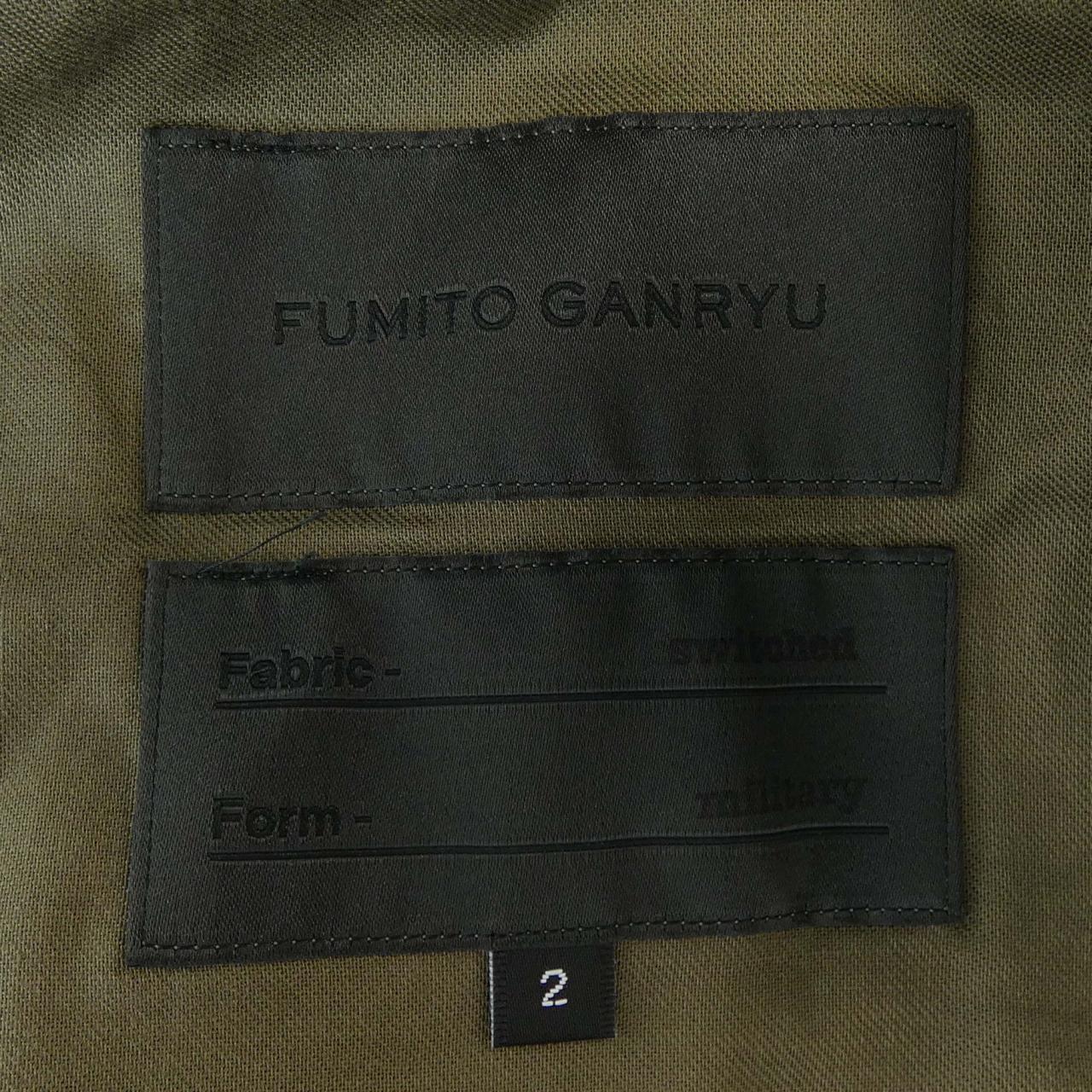 FUMITO GANRYU Coat