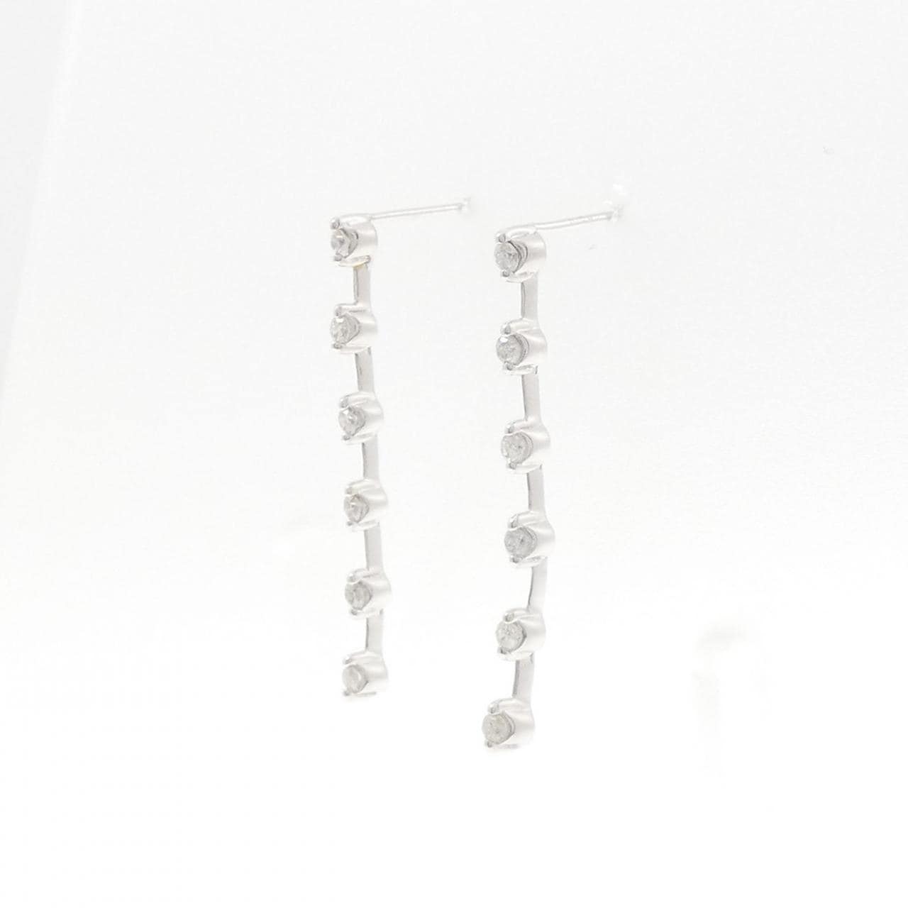 K18WG ダイヤモンド ピアス 0.30CT
