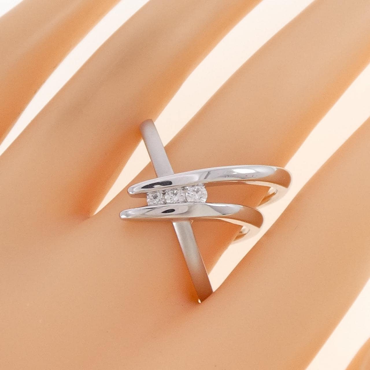 カラッチ ダイヤモンド リング 0.22CT