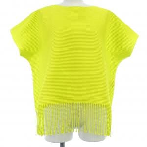 ミーイッセイミヤケ me ISSEY MIYAKE トップス