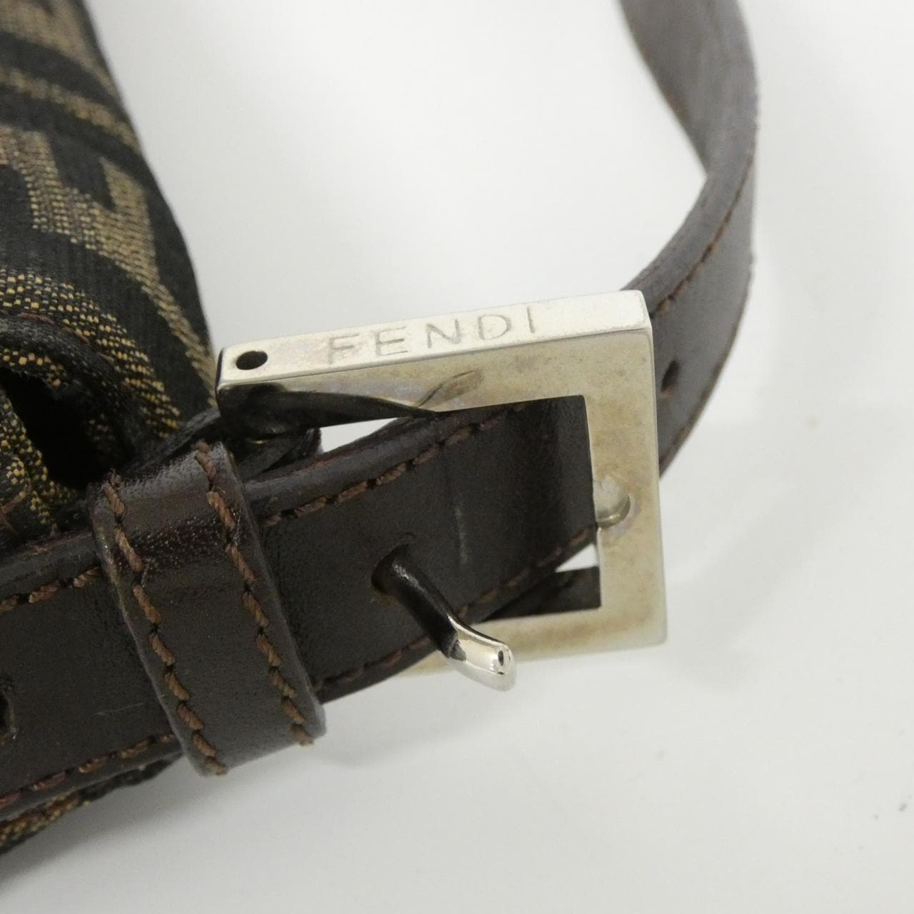 【ヴィンテージ】フェンディ バゲット 26424 ショルダーバッグ