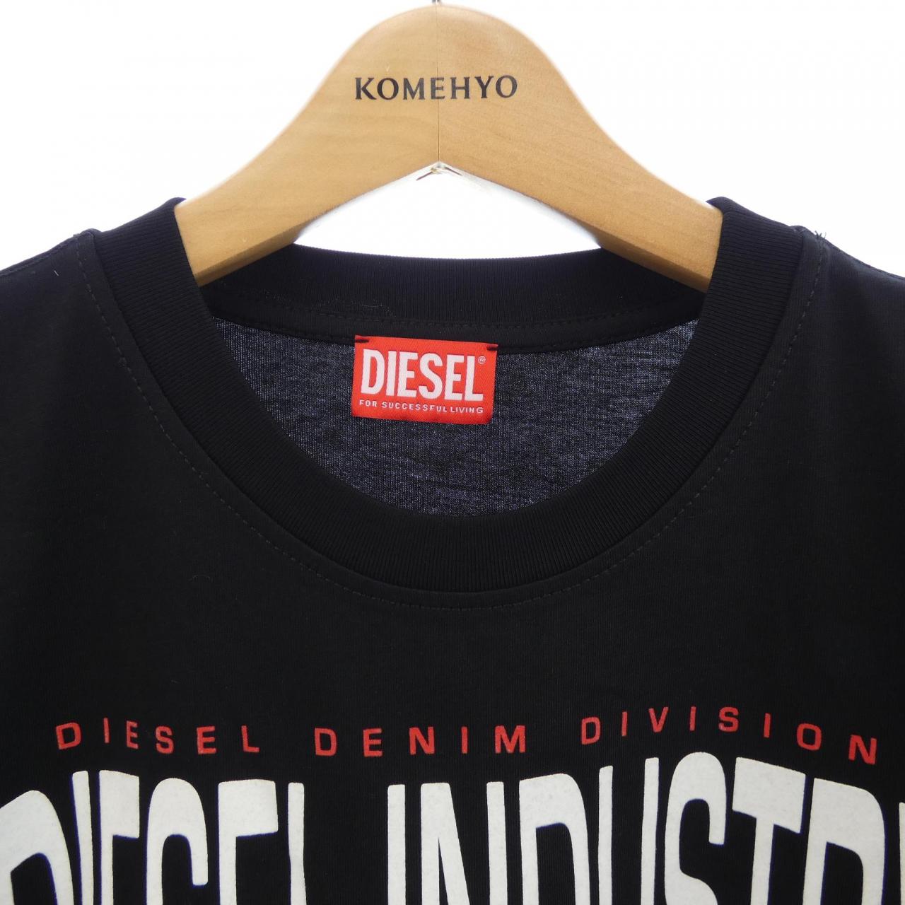 ディーゼル DIESEL Tシャツ