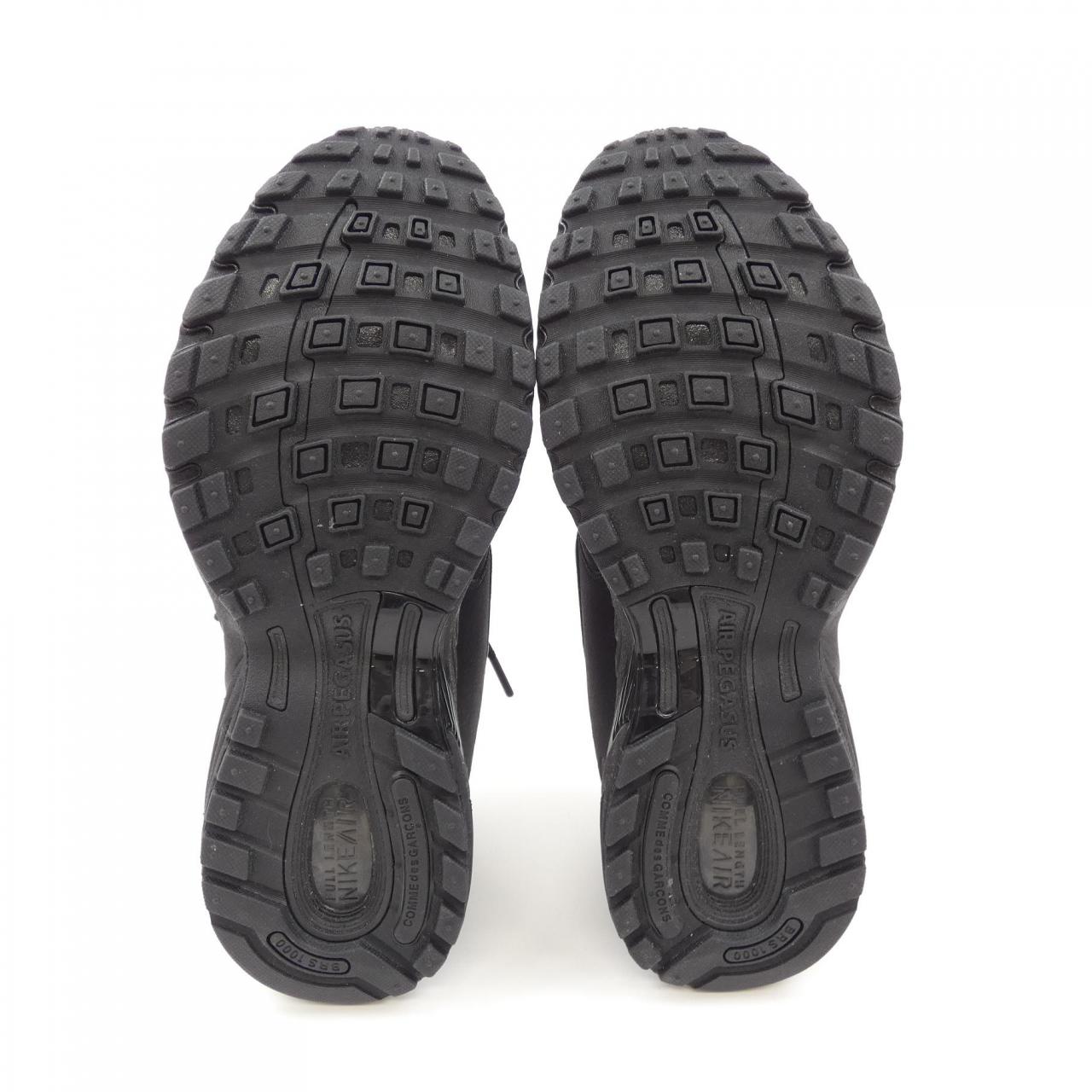 ナイキ NIKE スニーカー