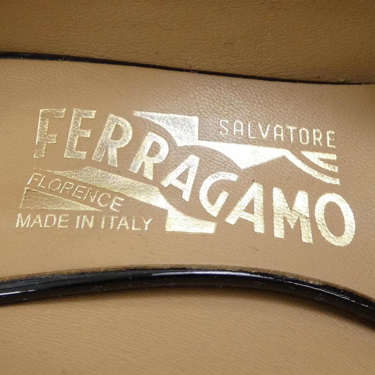 サルヴァトーレフェラガモ SALVATORE FERRAGAMO シューズ