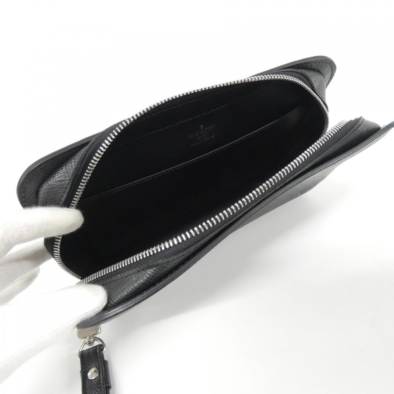 ルイヴィトン タイガ バイカル M30182 セカンドバッグ