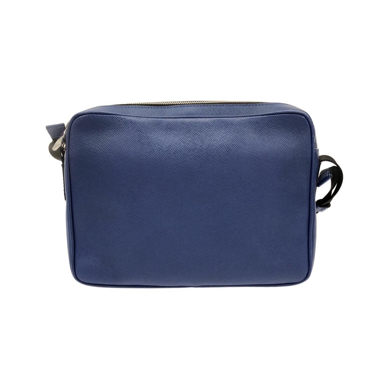 ルイヴィトン タイガ アウトドア メッセンジャー PM M33437 ショルダーバッグ