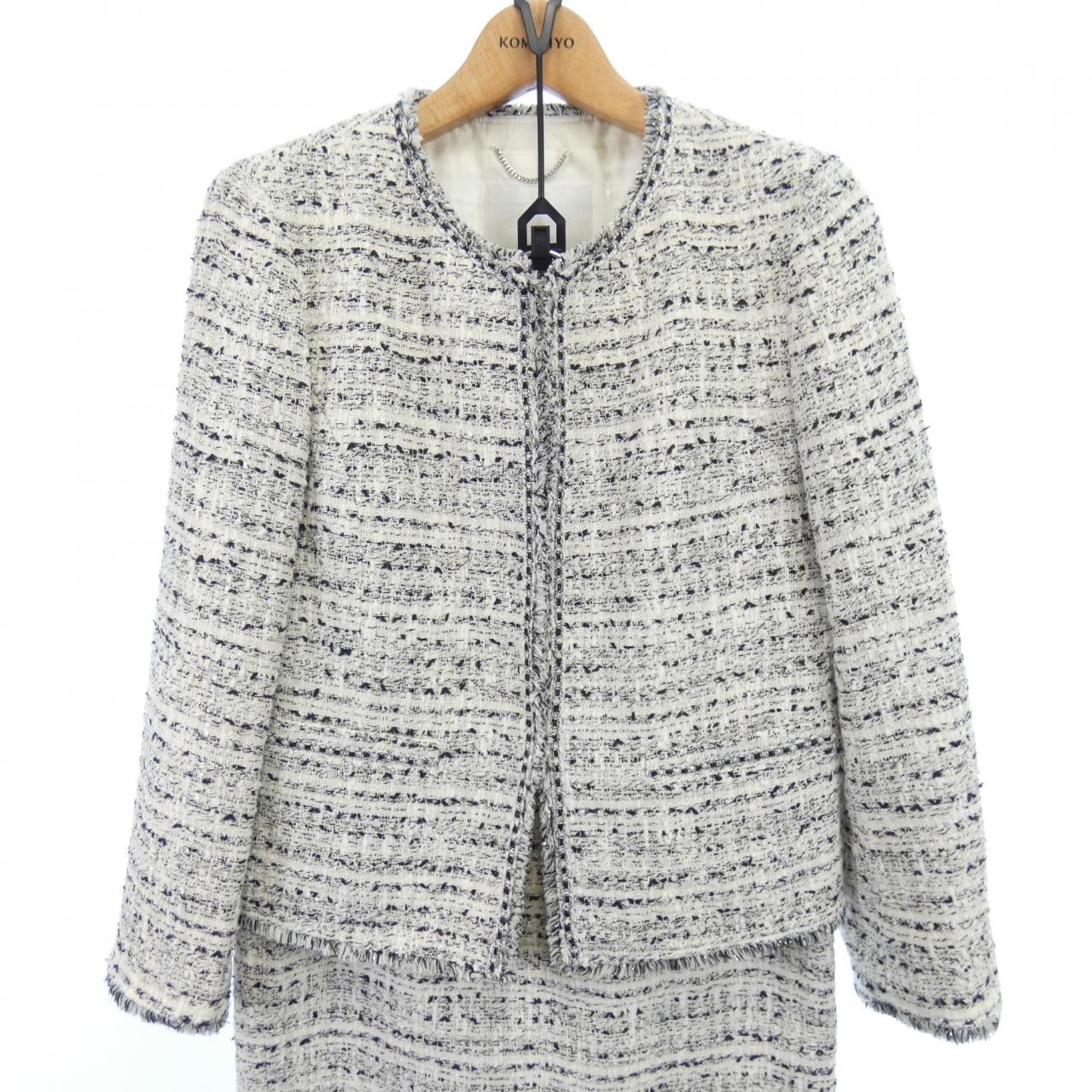 ニジュウサンク 23区 セットアップ