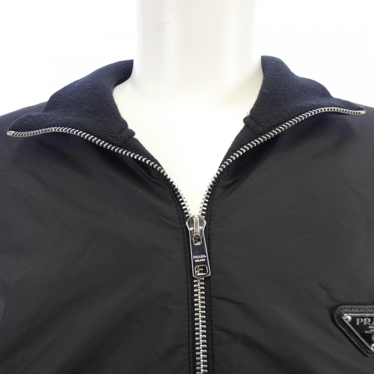 プラダ PRADA トライアングルロゴ UMG116 R212 U98 ジャケット