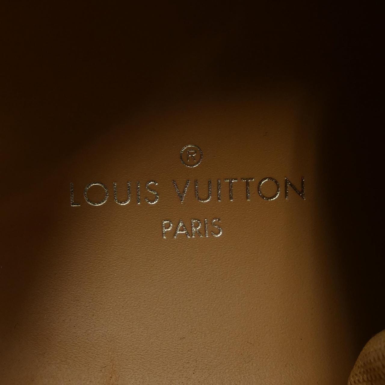 ルイヴィトン LOUIS VUITTON スニーカー