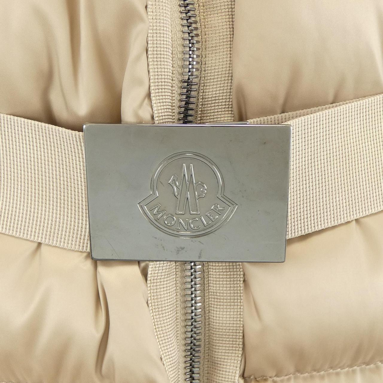 モンクレール MONCLER ダウンジャケット