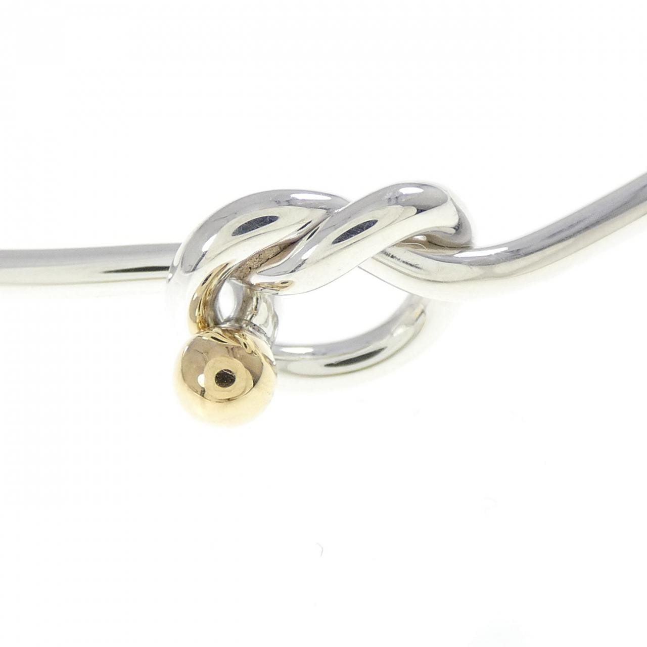 ティファニー フラットワイヤー フック&アイ ハート バングル