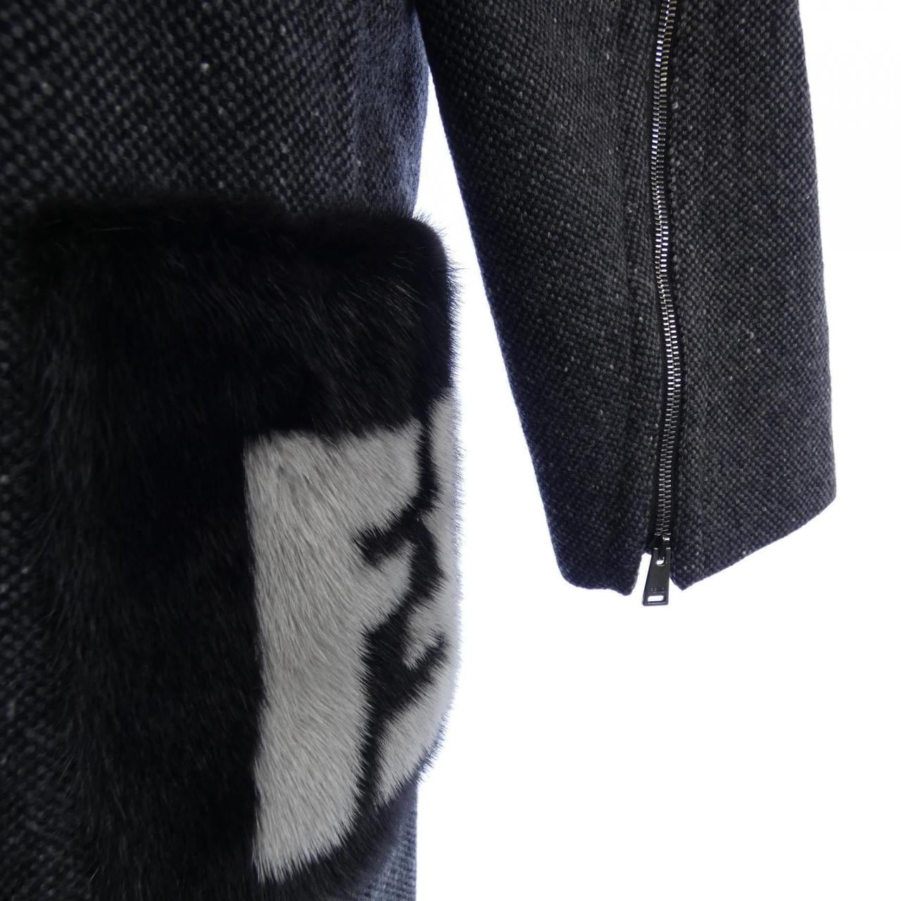 フェンディ FENDI FF8692 AD9R コート