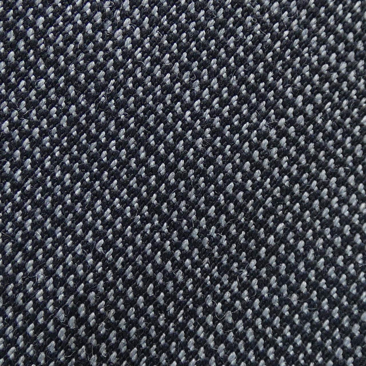 Joseph JOSEPH suit