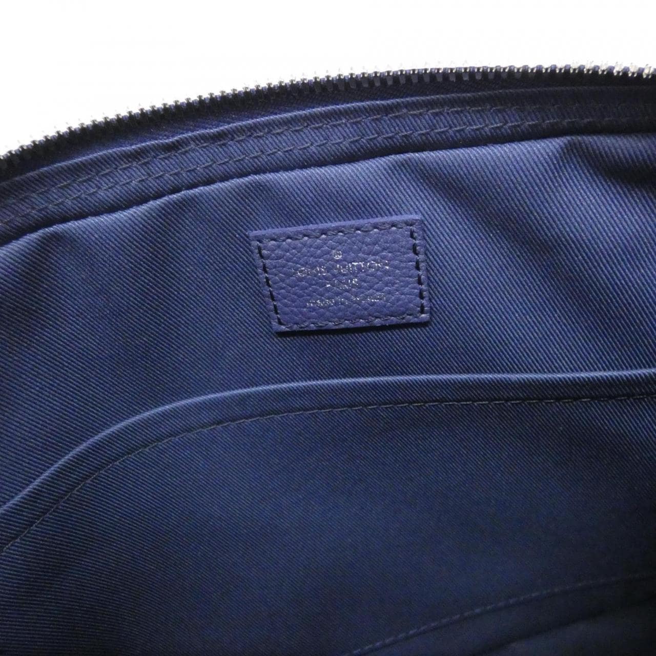 ルイヴィトン ウォーターカラー モノグラム トリオ メッセンジャー M57840 ショルダーバッグ