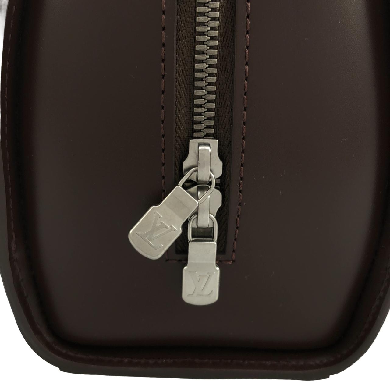 ルイヴィトン エピ ポンヌフ M5205D バッグ