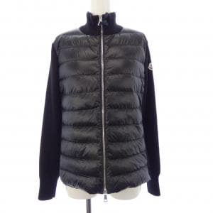 モンクレール MONCLER 10939B00025 ダウンジャケット