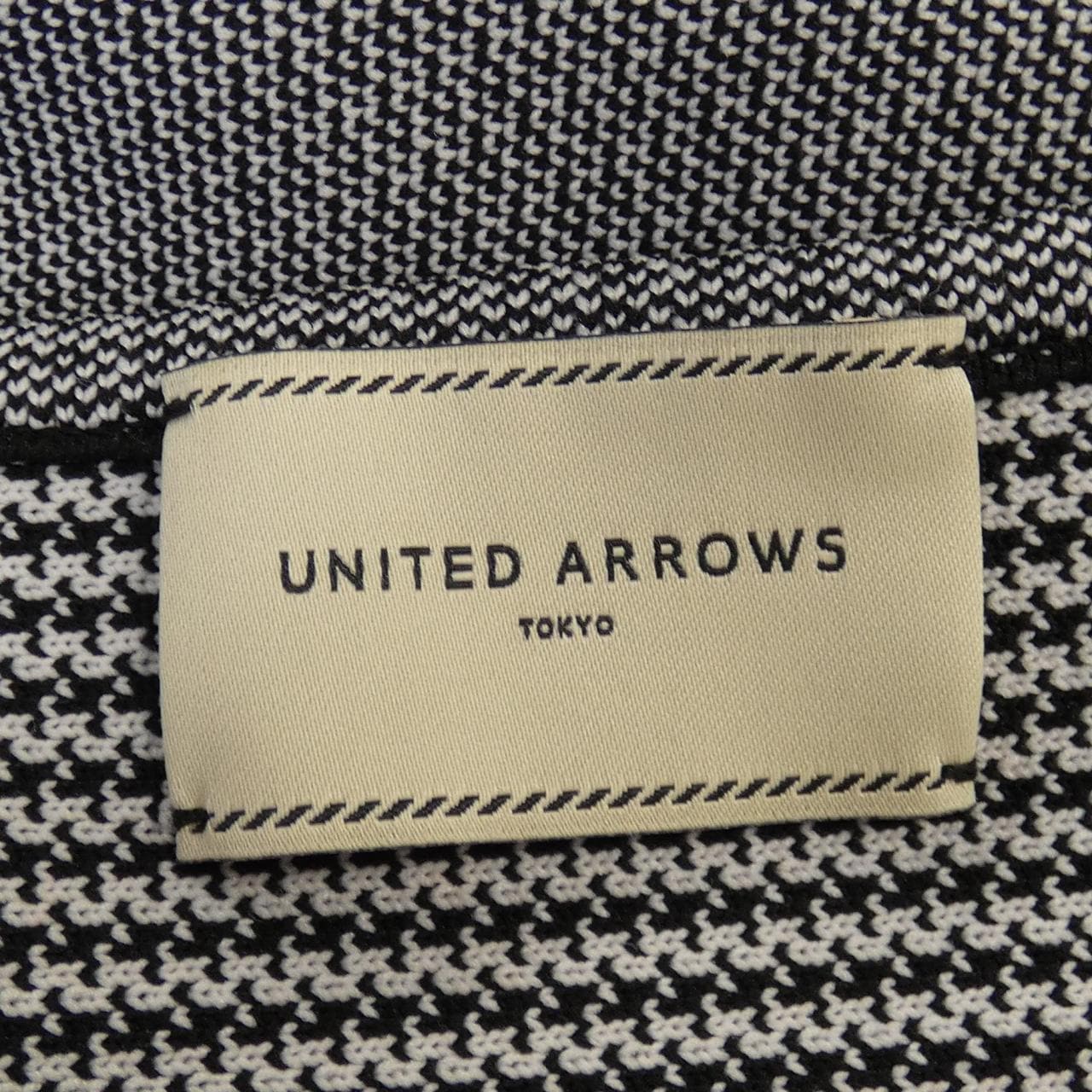 ユナイテッドアローズ UNITED ARROWS トップス